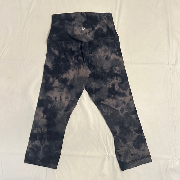 🍋 Lululemon Align High-Rise Crop Size 2, 17" Diamond Dye Lunar Rock True Navy - Picture 2 of 4